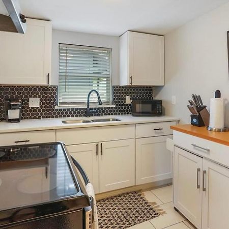 Cozy Heights 2 Bd Bungalow, Walkable ฮูสตัน ภายนอก รูปภาพ