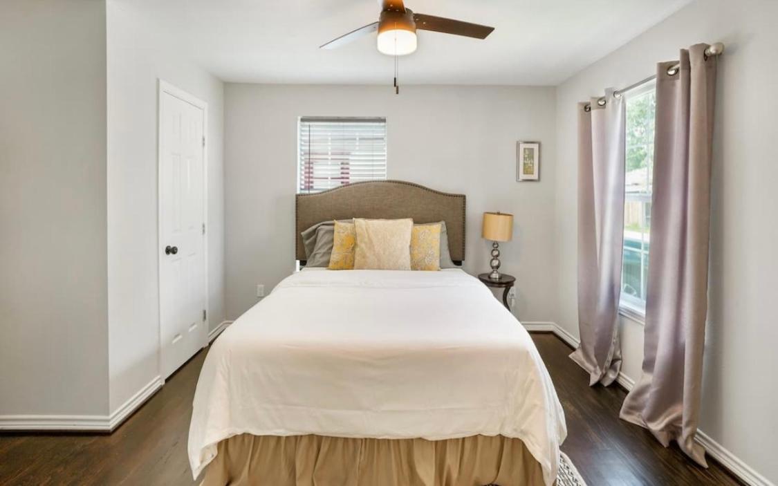 Cozy Heights 2 Bd Bungalow, Walkable ฮูสตัน ภายนอก รูปภาพ